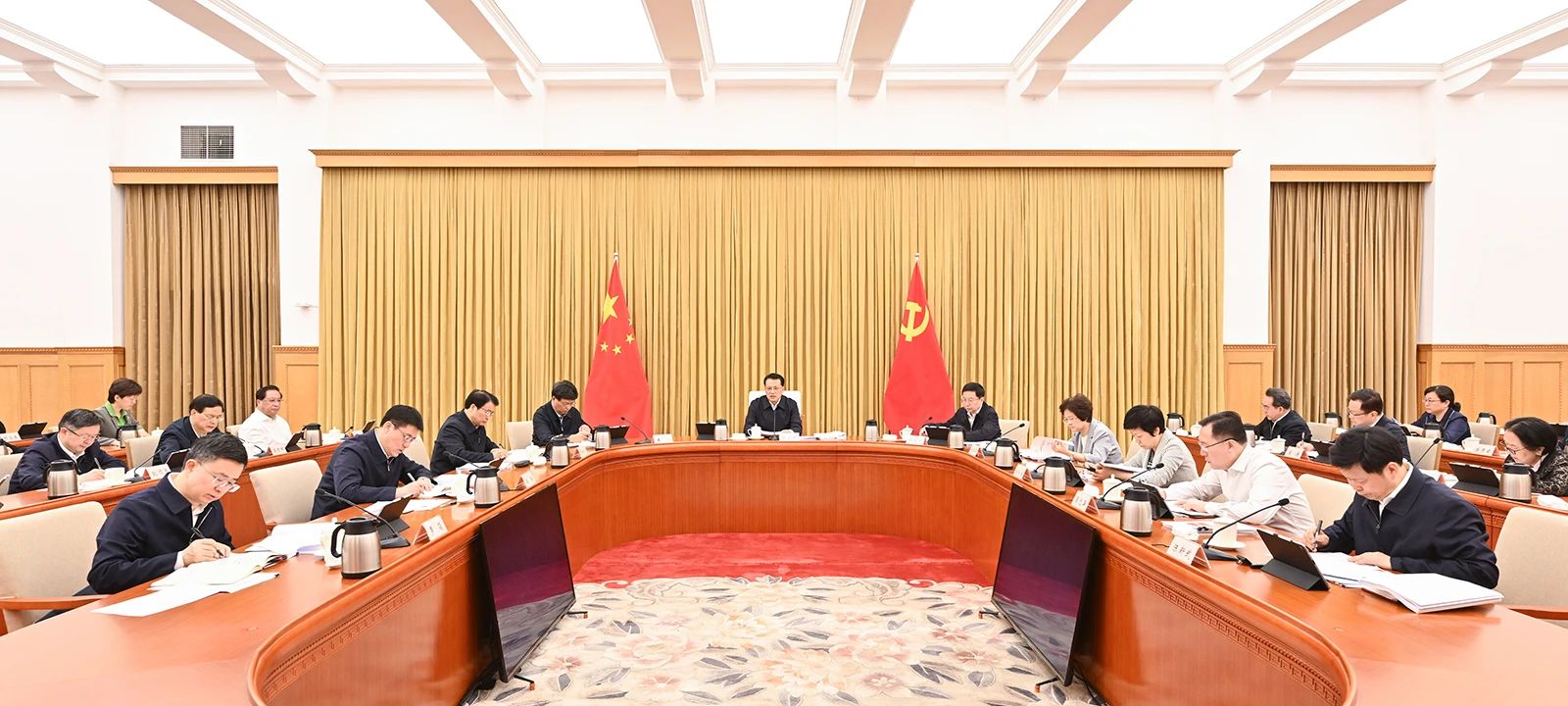&#108;&#101;&#121;&#117;&#46;&#20048;&#40060;&#40;&#38598;&#22242;&#41;&#20307;&#32946;&#45;&#31185;&#25216;&#32929;&#20221;&#26377;&#38480;&#20844;&#21496;&#32593;&#31449;